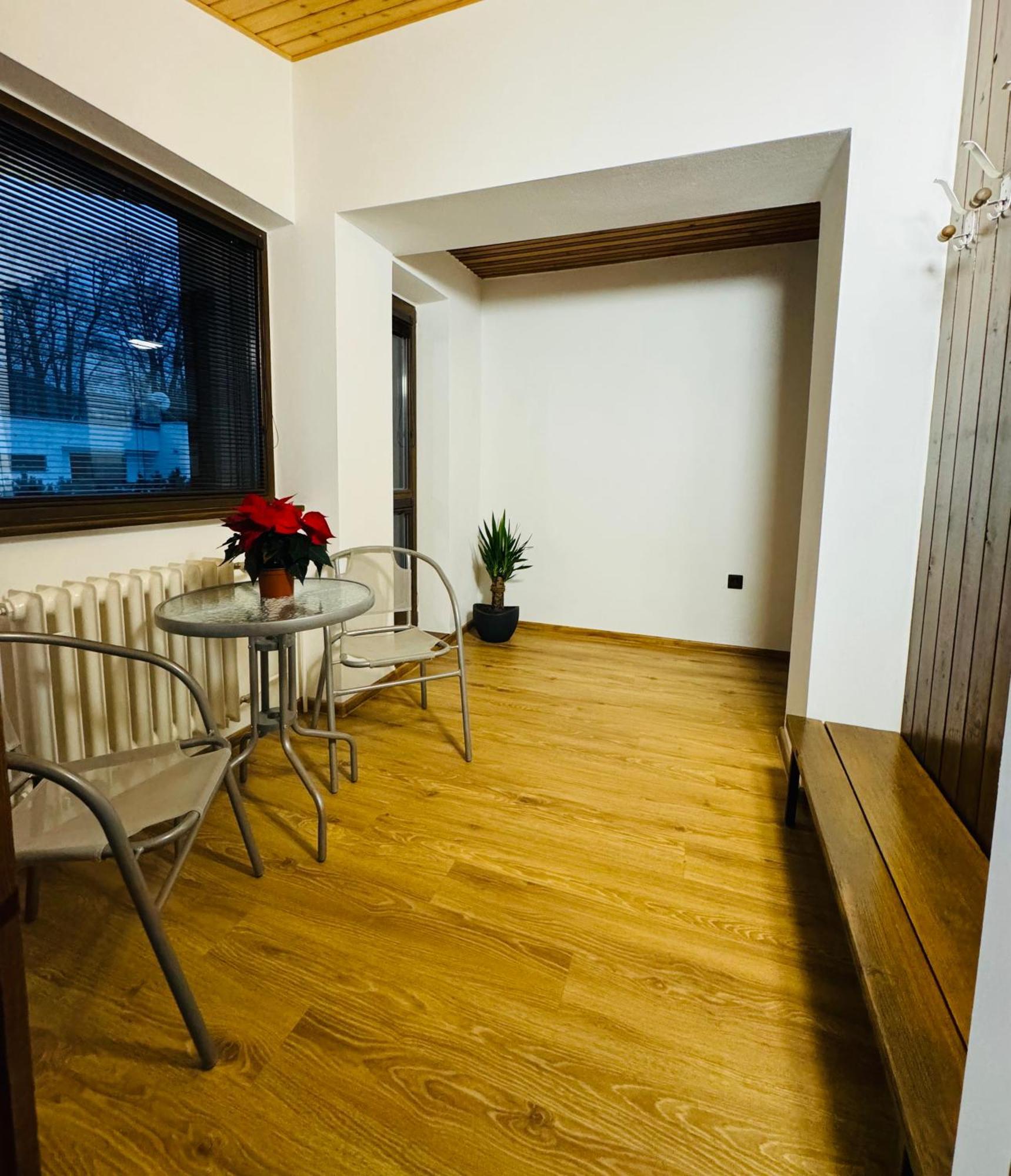 Penzion Familia Antol Liptowski Mikułasz Zewnętrze zdjęcie